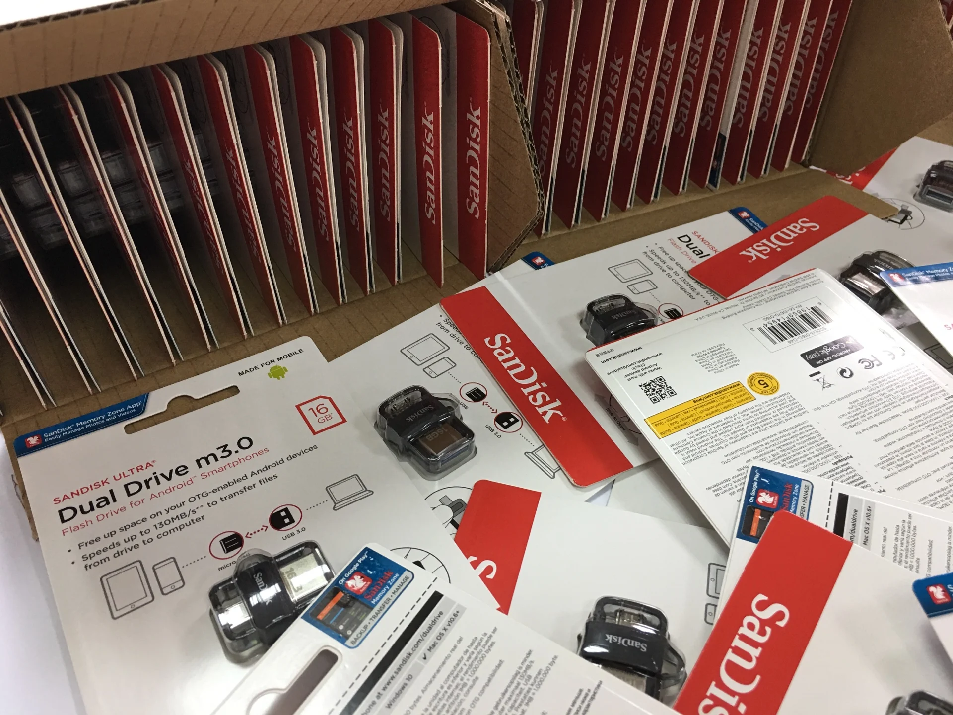 Wholesale Ultra Dual Sandisk 32GB 64GB 128GB Pendrive