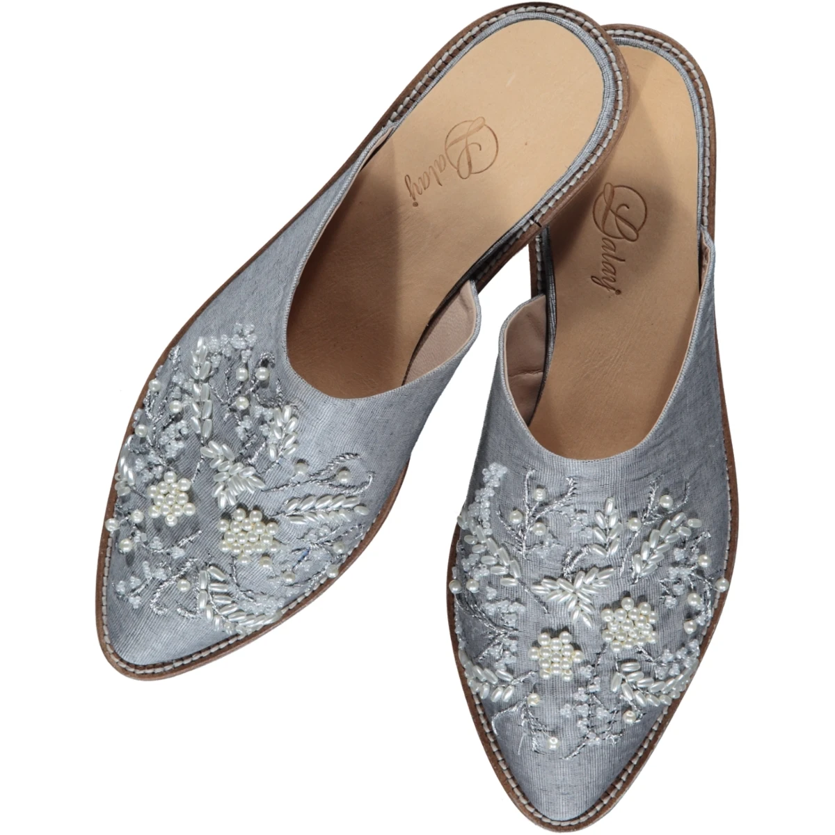 Handmade Shoe Genuine Leather with Embroider Women Indoor and Outdoor Non slip Comfortable Soft Leather Female Slippers