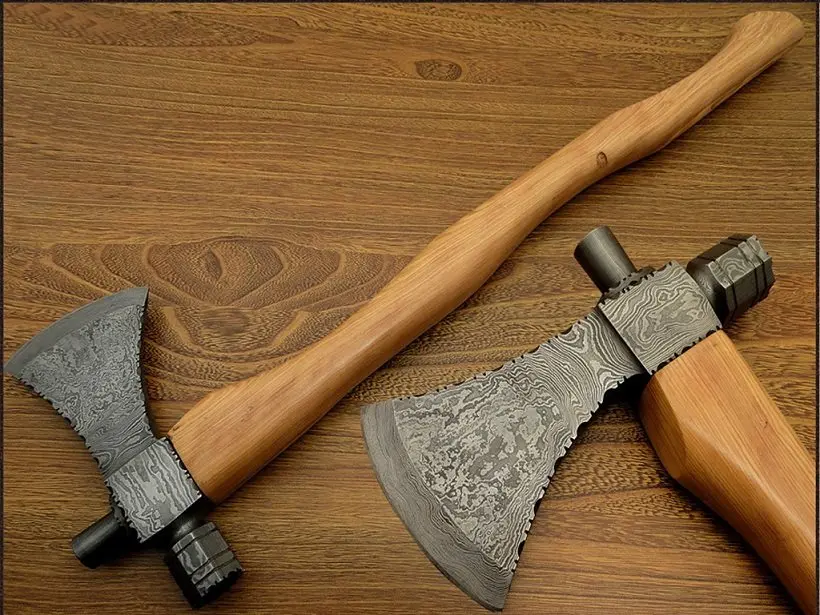 Топор Ручной работы из дамасской стали с ручкой натурального дерева