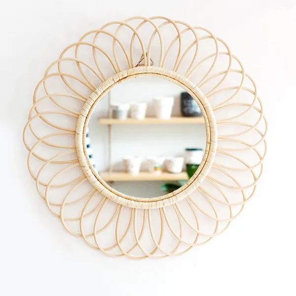 Vietnamese Best Seller Rattan Wall Mirror Round Mirror Flower Mirror For Decoration in Bathroom Bed Room