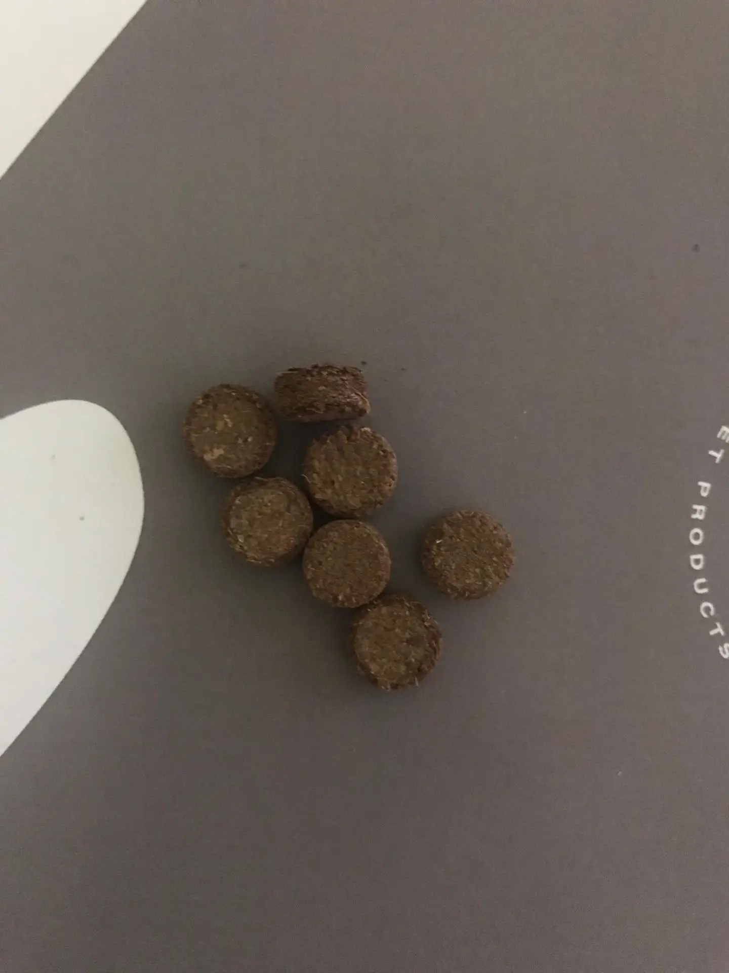 Кокосовый кокосовый пеллет для зеленого дерева/кокосовый пеллет/янтарный