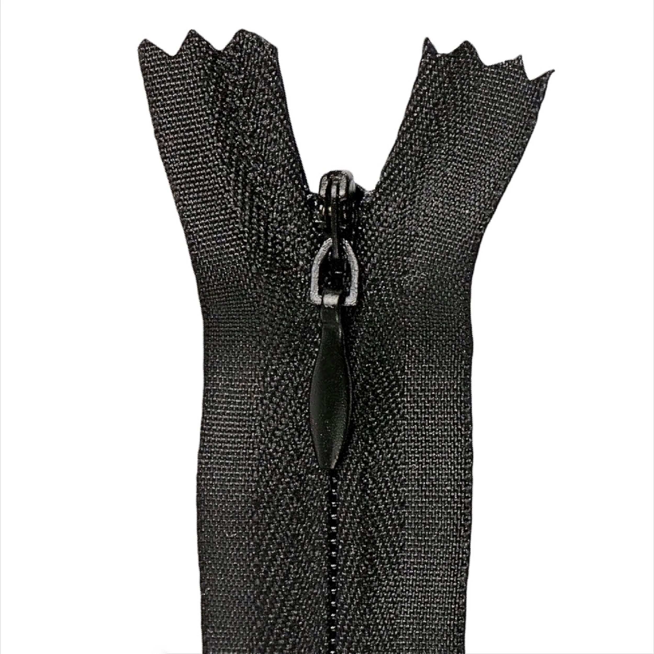 All Acceptable Logistic Mode Zipper or Customized Size and Color Invisible Zipper