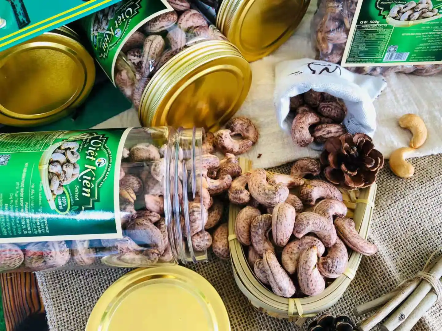 
hot sale 2021 roasted cashew A180 made in vietnam 500g/bOX 