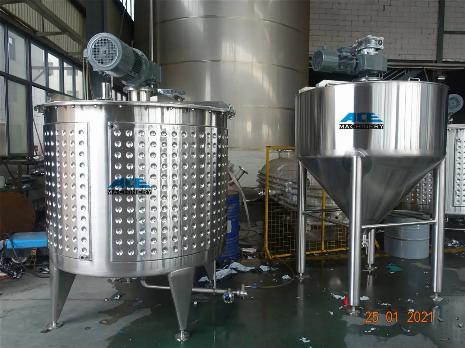  Заводская цена нержавеющая сталь 304 500L 1000L 2000L смешивающий бак с лекарством