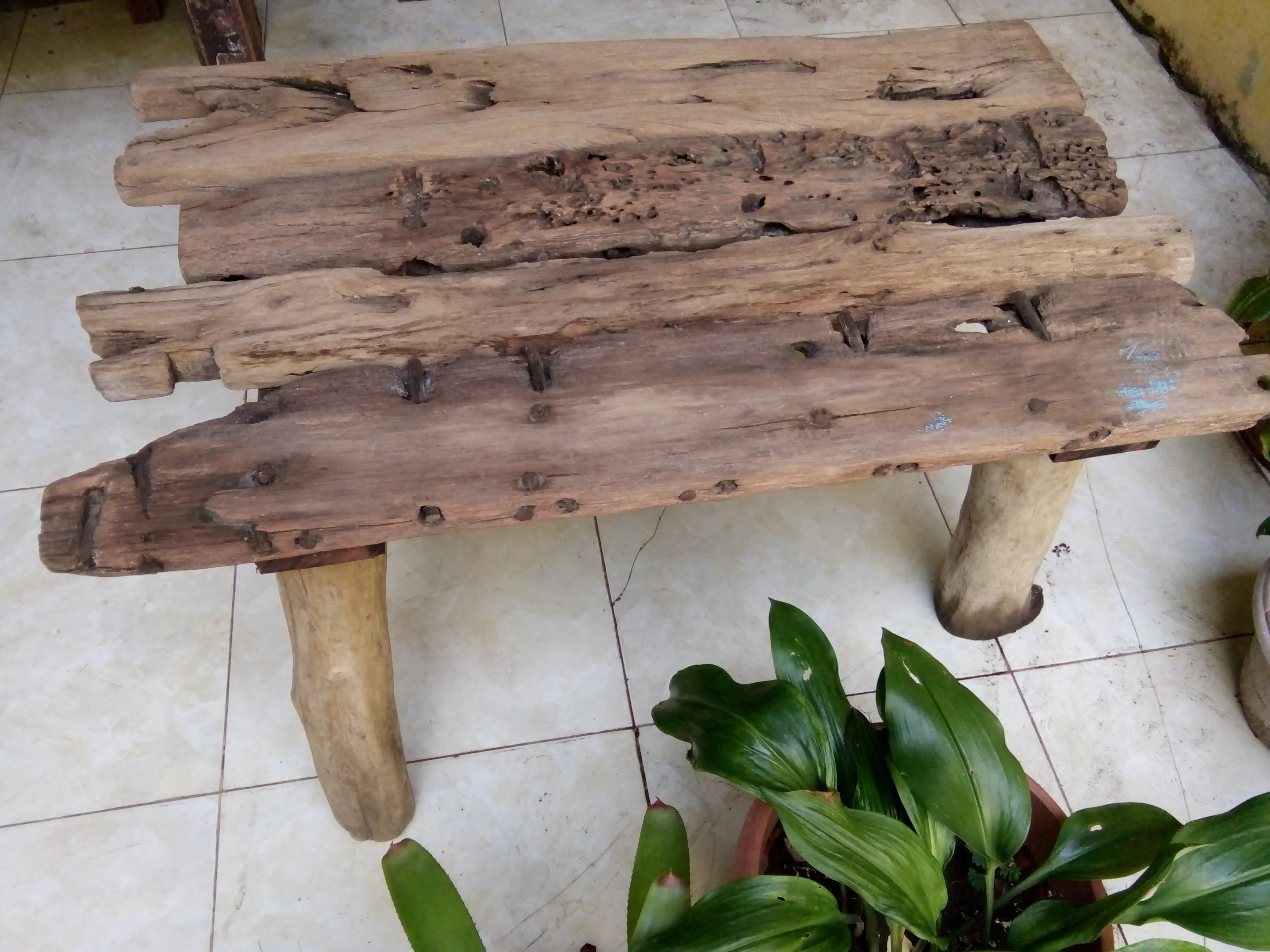 Elegant Design Durable Mahogany Wood Large Dining Table