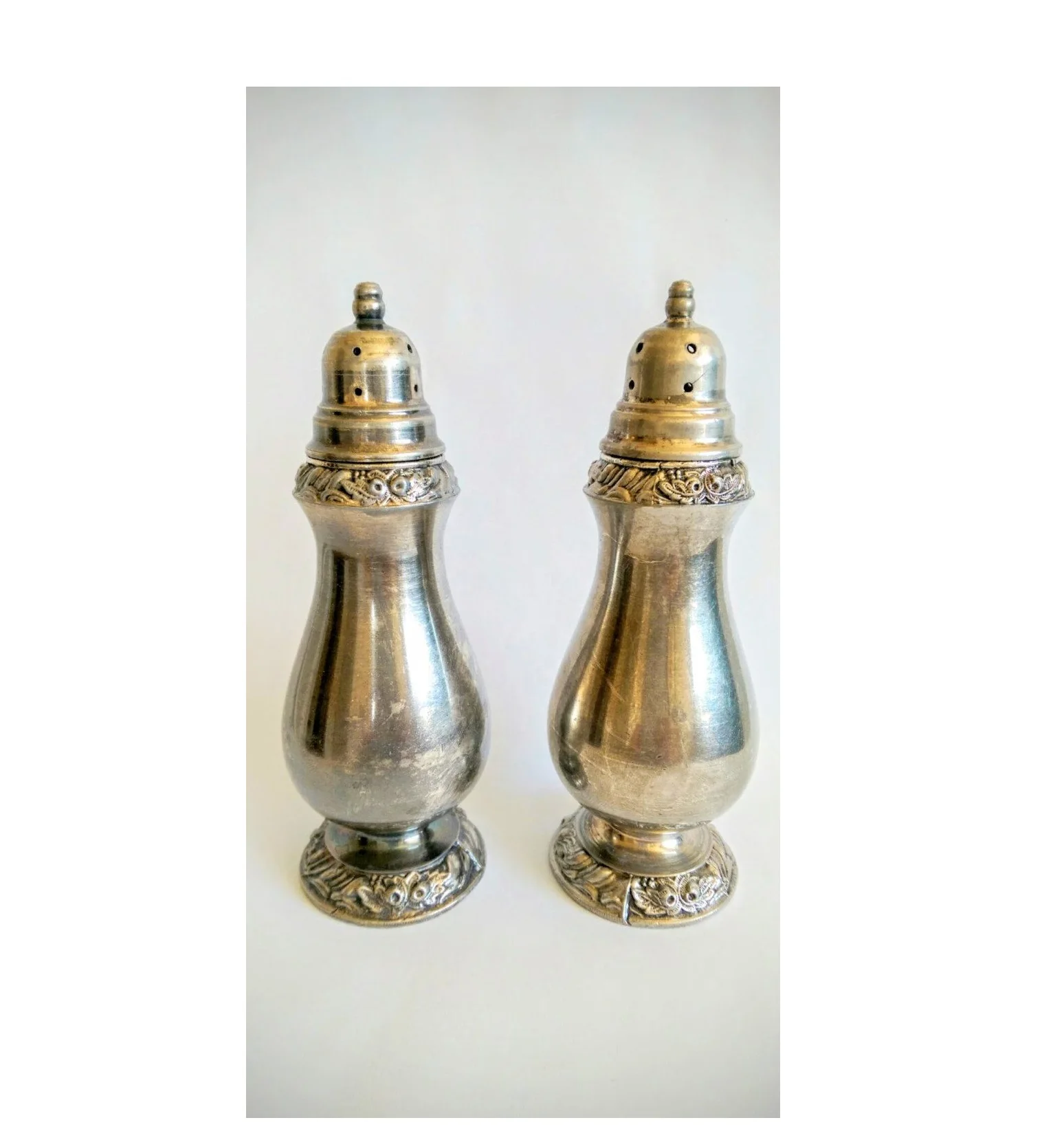 Metal Salt And Pepper Shaker In New Design Handmade Salt & Pepper Shaker In Wholesale Price Brass Salt And Paper Shaker