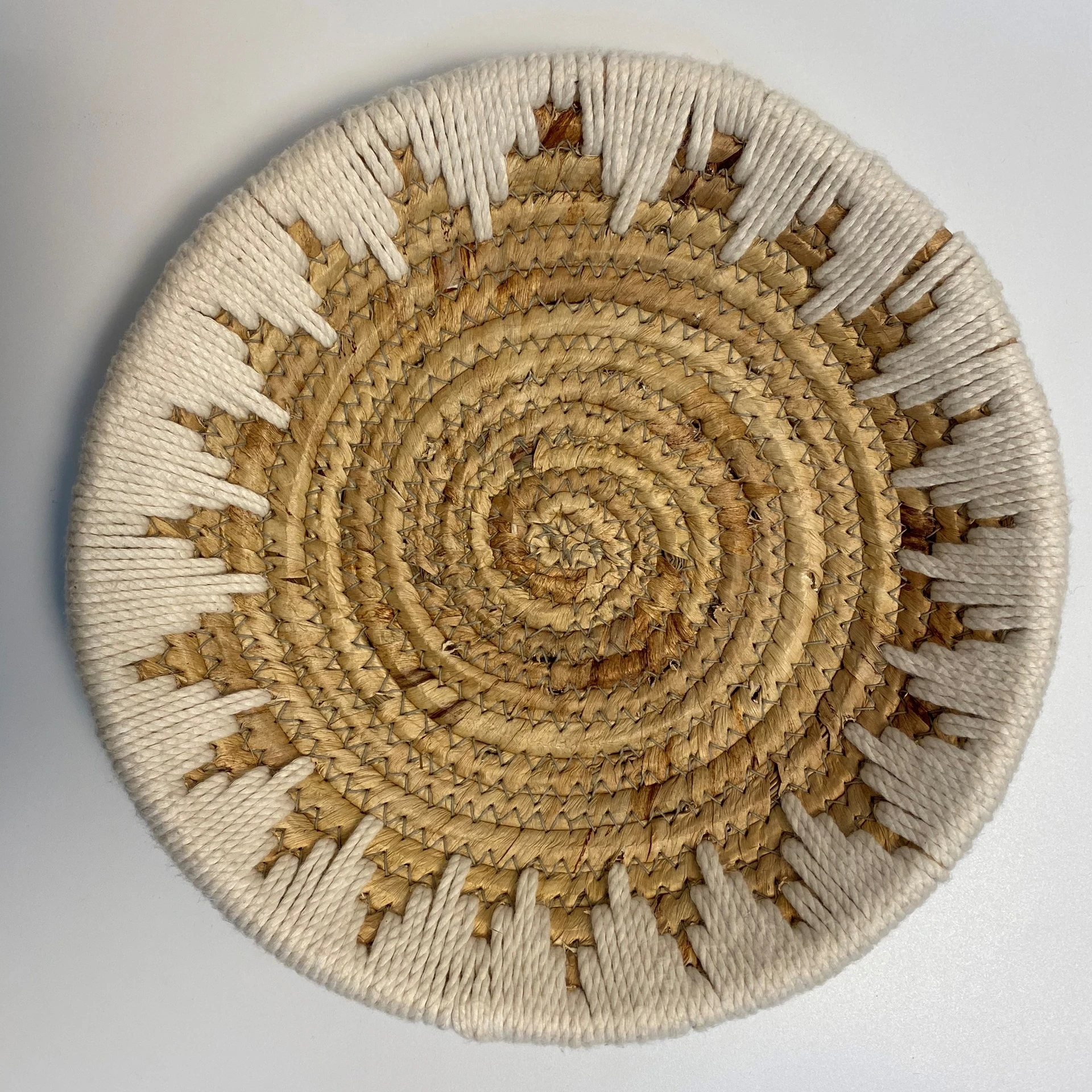 Floral handwoven Water Hyacinth Wall Art Home Decorative Wall Hanger Plate Hanging Woven Water  Hyacinth Wall Hanger HJ WHD 001