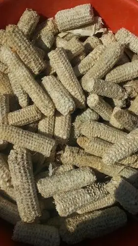 Необработанный порошок кукурузы для кормления крупного рогатого скота кукурузная мука гранулы по лучшей цене мисс Люси + 84 929 397 651