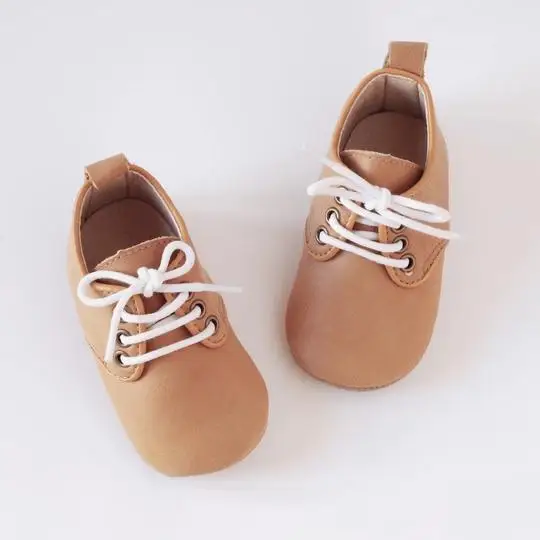 Baby Moccasins Toddler New-born Shoes Lace up Baby Booties Cow Leather Handmade Tassels Suede Non Slip Sole Baby 0-24 Months Old