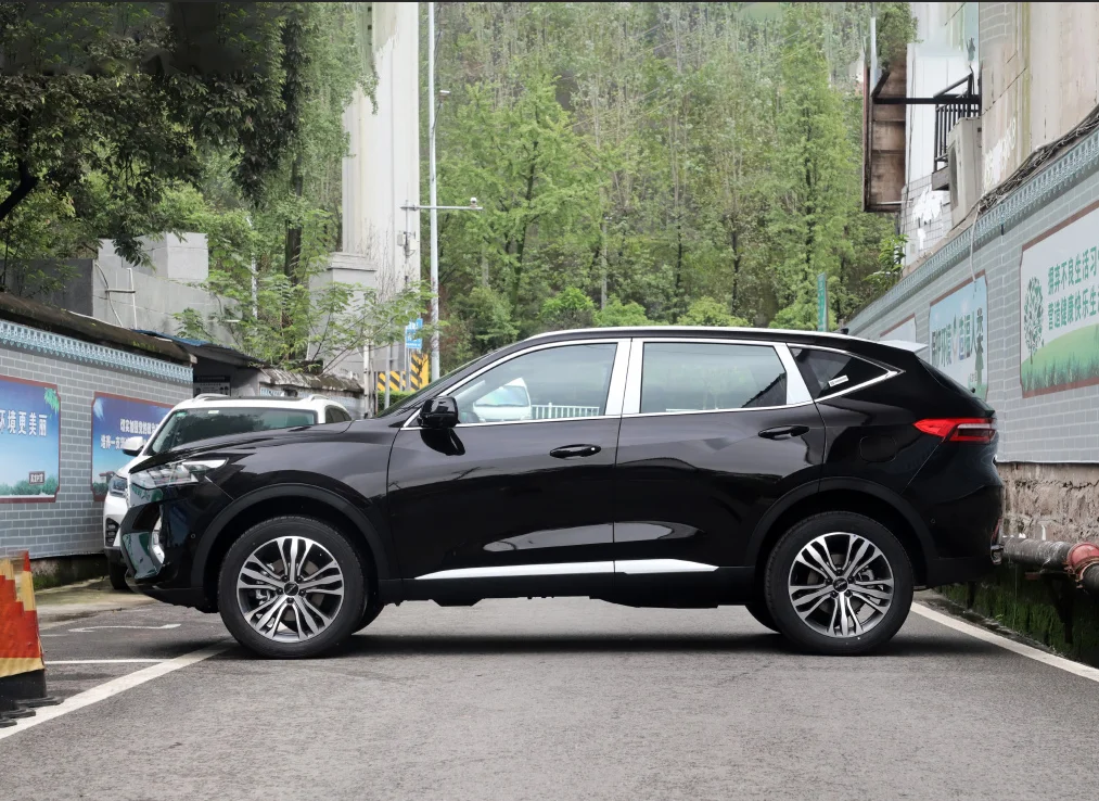 Selling used cars the latest Great Wall SUV Haval F7 in 2021 has a domineering appearance and strong power used car second hand