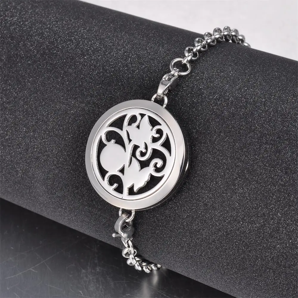 Alibaba top selling Essential Oil Diffuser Bracelet 316L Stainless Steel Aromatherapy Jewelry Locket