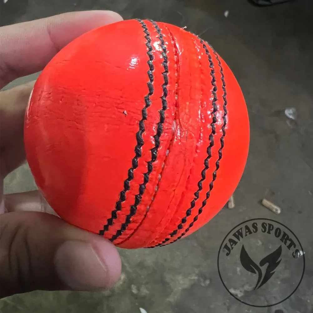 OEM Pakistan Made Export High Quality Cricket Balls Red White and Pink Cricket Hard Leather Match Balls Custom Made Logo