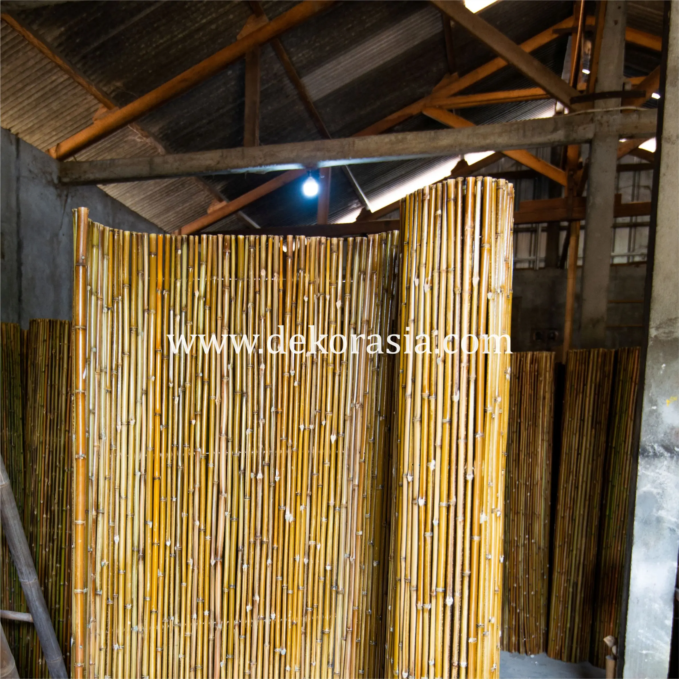 Full Round Roll of Bamboo Cendani, Bamboo Garden Fence Rolls Panels Bamboo Garden Buildings Fencing Trellis & Gates Fence Panels