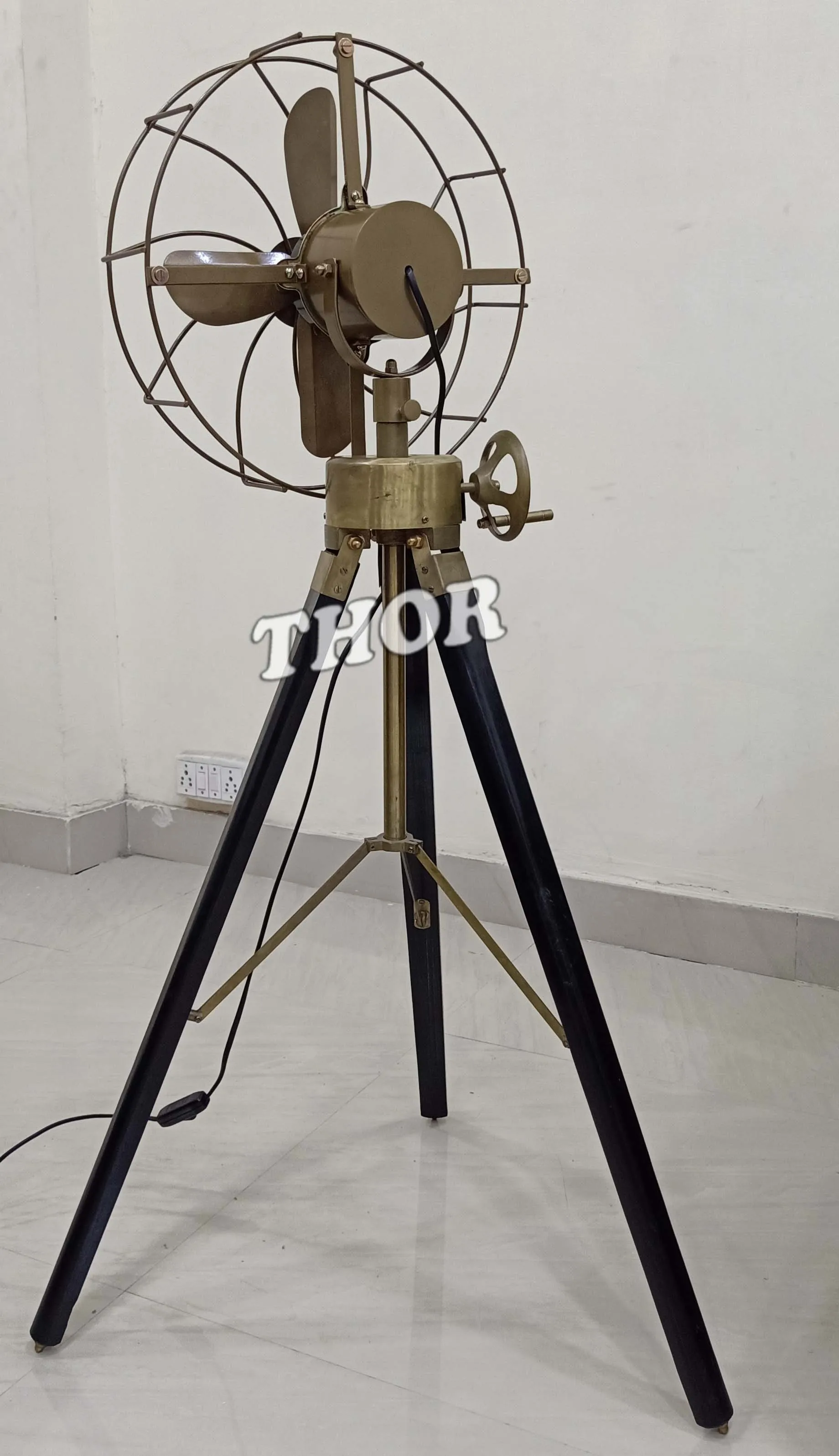 Деревянный напольный веер в морском стиле подставка-тренога для Королевского флота дизайн Лондона античный латунный Декор дома отеля офиса