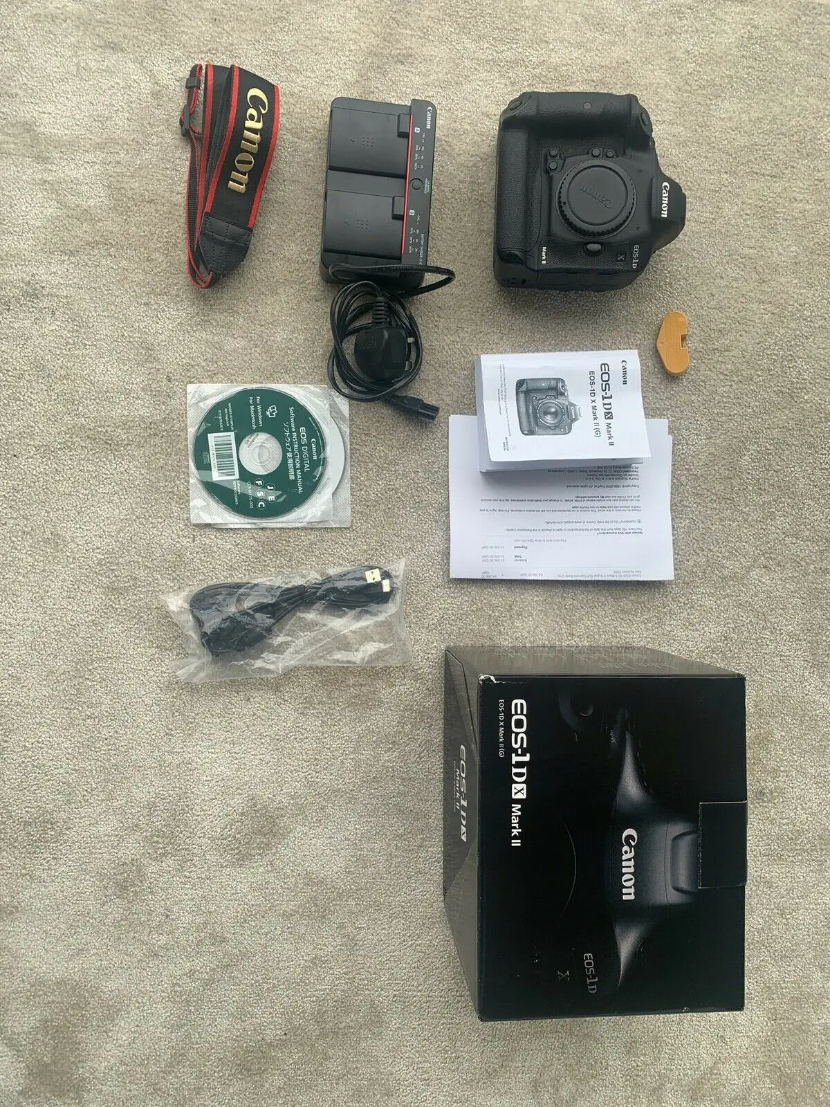 Wholesales For Canon EOS 5D Mark IV DSLR Camera + 50mm 1.8 STM + 70-300 + Deluxe Accessory Kit