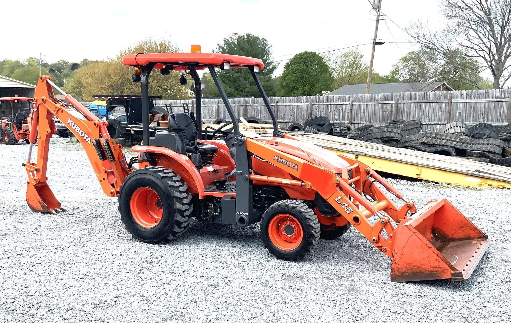 Высококачественный недорогой экскаватор-погрузчик KUBOTA L45 и другие машины на