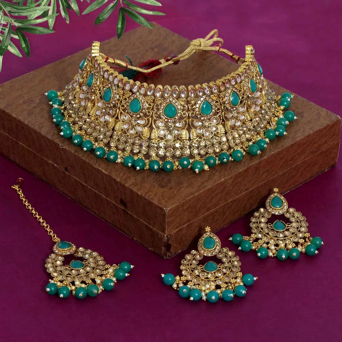 Latest Exclusive Designer Light Weight Kundan Polki Choker Necklace Set with Pair of Earrings Women and Girls 2022 Necklaces N/A