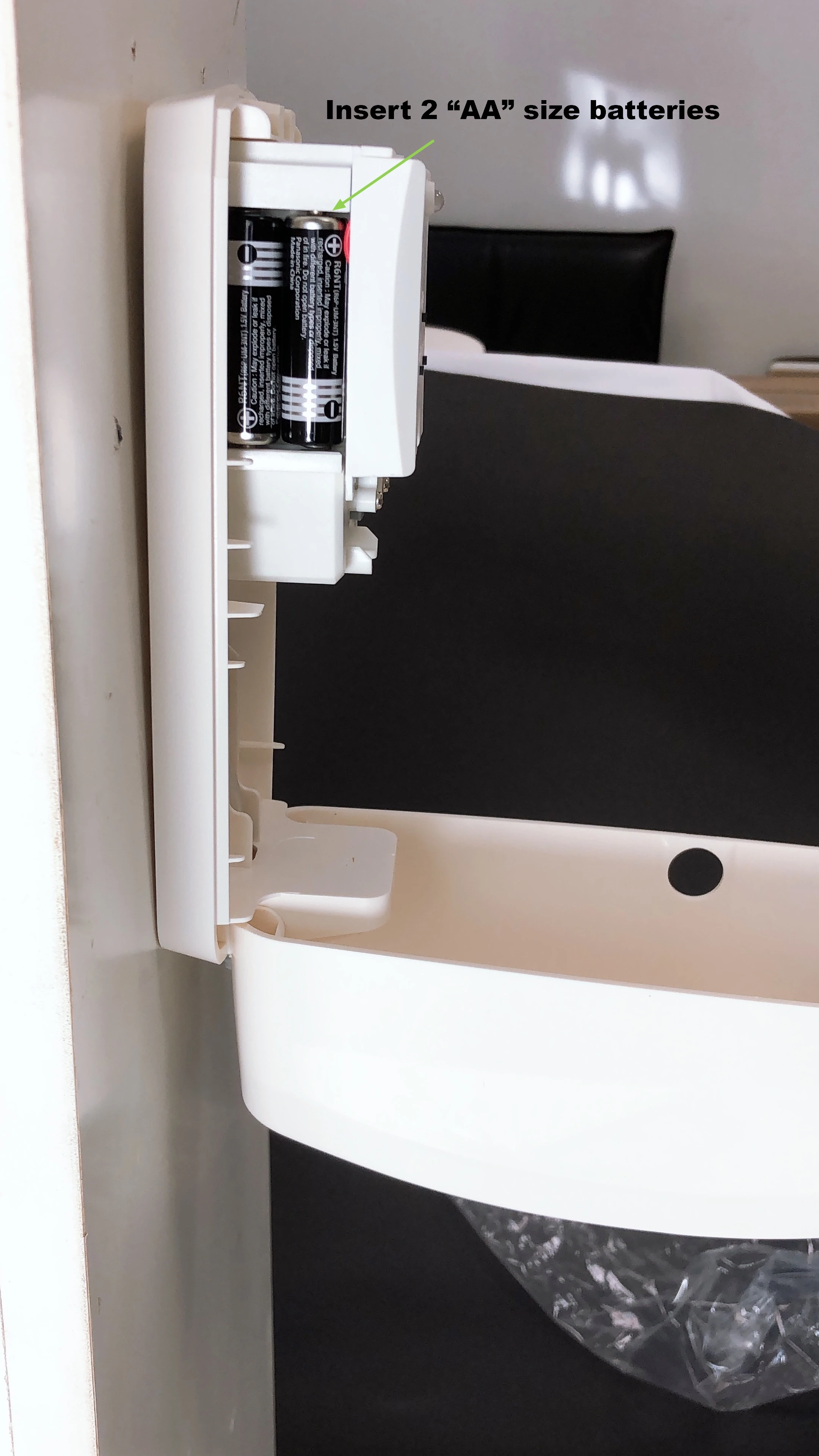 Wall Mount Automatic Urinal Sanitizer Dispenser Toilet Urinal Deodorizer Urinal Screen