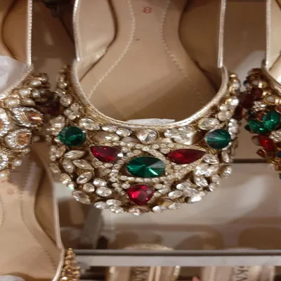 indian women khussa shoes /  Indian shoes khussa juti  /  women khussa