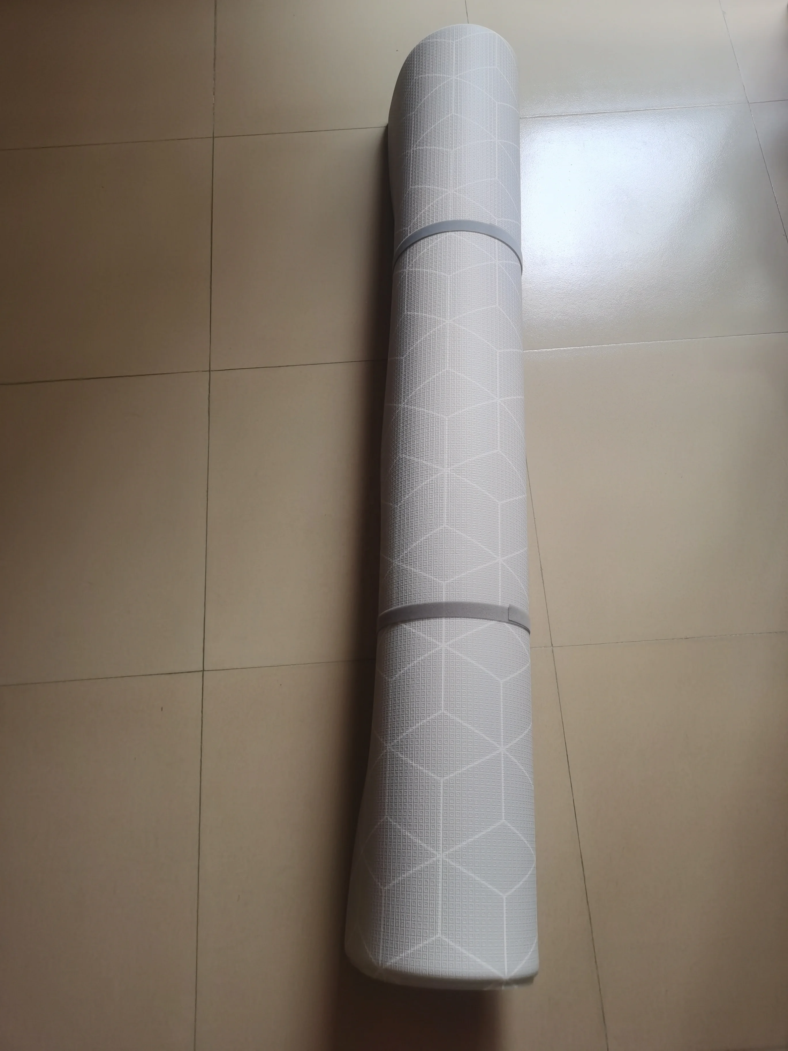 Amazon hot sell high quality rolling baby double sided mat