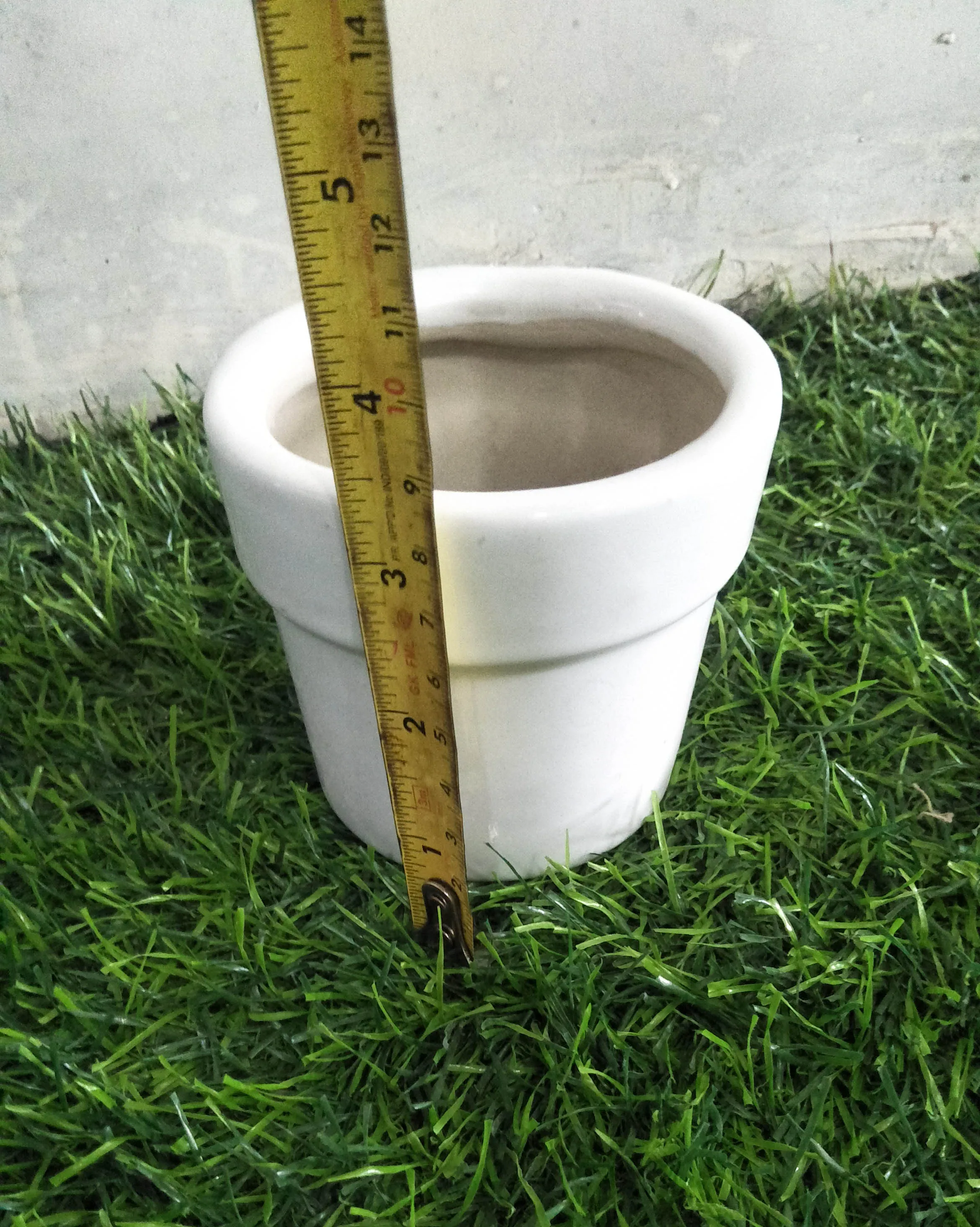 Ceramic mini planter pots for Cactus and succulents in white glaze and various colors used for indoor as well as outdoor