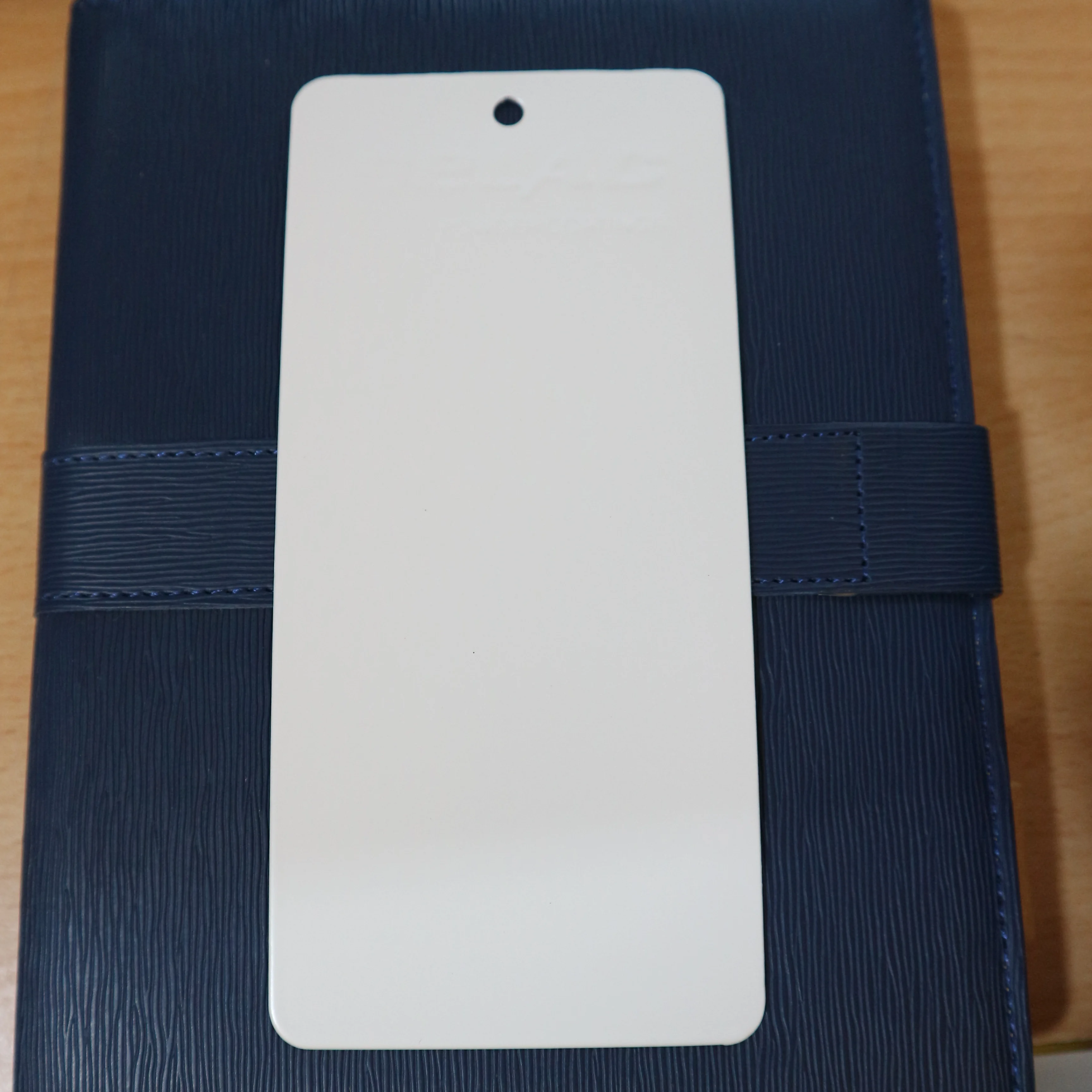 Weather Resistance Competitive Price White Aluminum Electrostatic Powder Coating Spray Paint for metal Indoor and Outdoor