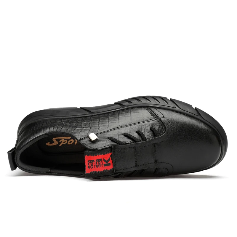 Nuevo estilo de cuero de los hombres de moda Zapatos de mocasin Gommino para los hombres