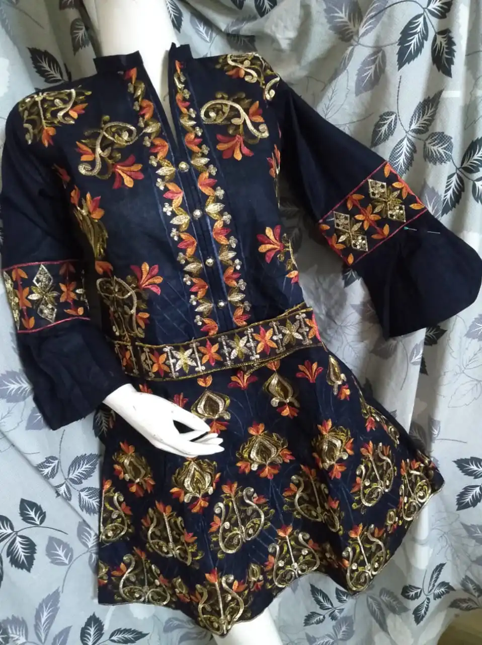 Modern Pakistani and Indian Straight salwar kameez suits designer ethnic pakistani Suit