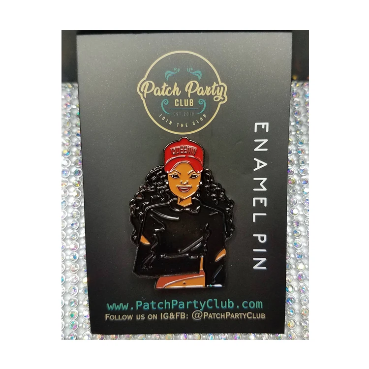 Распродажа 2021, черная эмалированная булавка для худи с волшебным дизайном «Queenin» 1,77, эксклюзивный дизайн