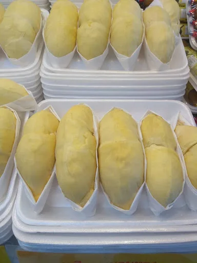 The Best Fresh Durian Monthong Golden Pillow From Thailand Durian Meat Per Pack