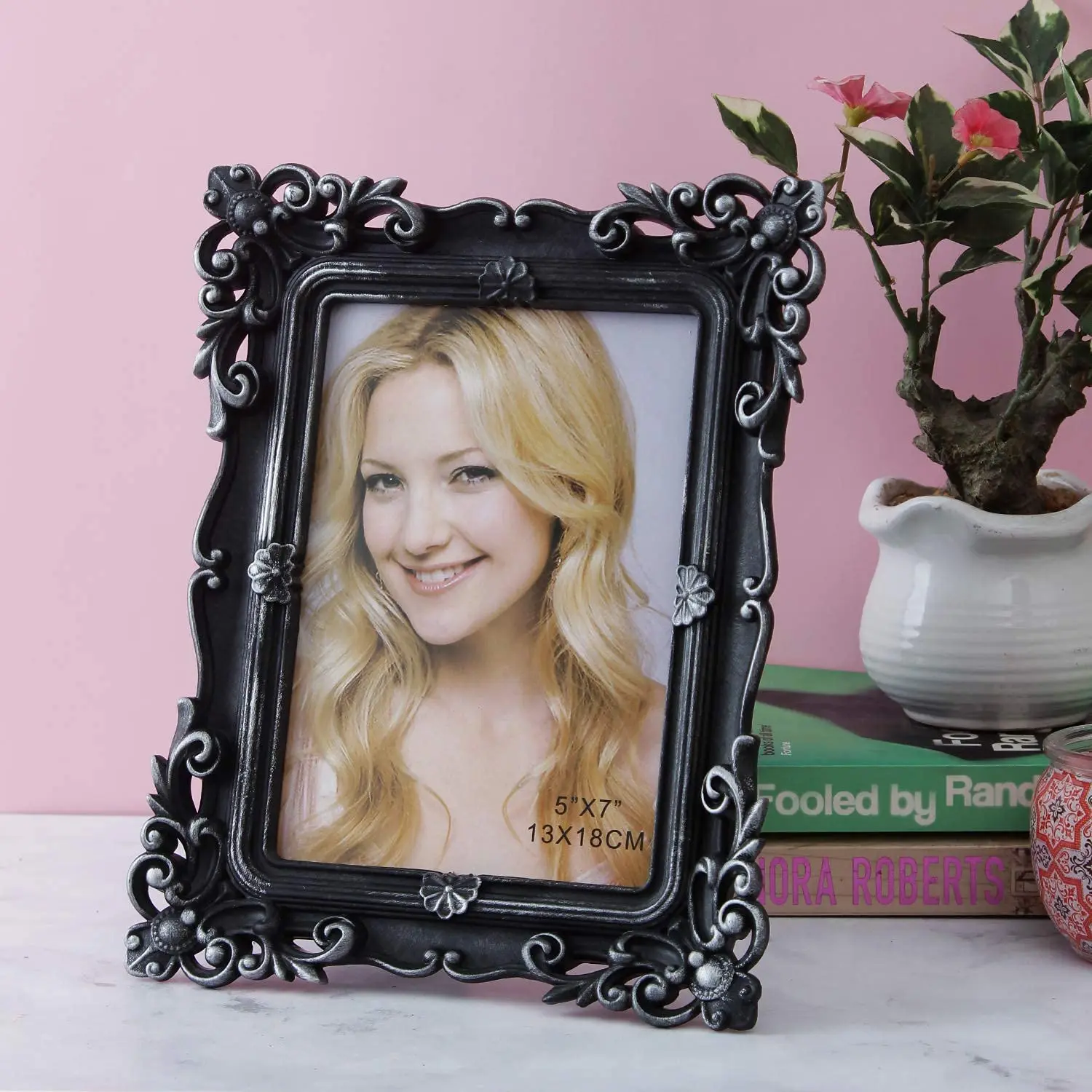 Черная резная дизайнерская фоторамка на стену декоративная деревянная для дома с изображением болеутоляющих идей