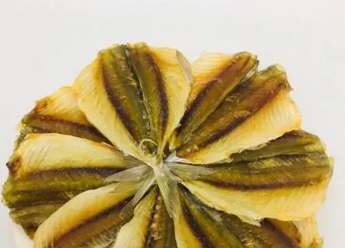 Вьетнамские высококачественные морепродукты/сушеные на Солнце рыбы TREVALLY в желтую полоску для продажи по хорошей цене + 84
