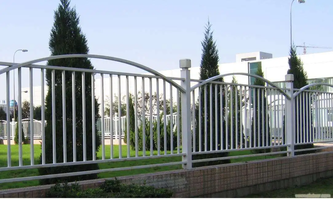 PVC Coated security fencing Housing Fencing HSE-C126 model finishing frame type metal packaging safe for export