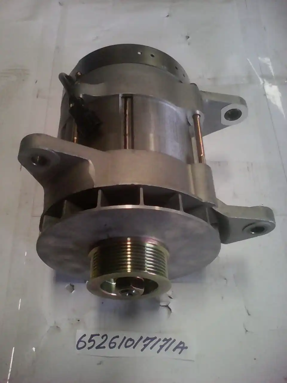 Генератор 65261017171A для запасных частей автобуса DAEWOO