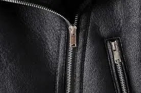 Кожаные коричневые черные куртки для мальчиков