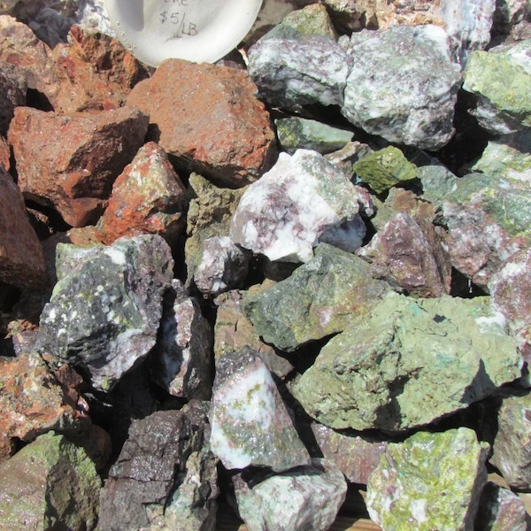 Quality Copper Ore with content of about Cu-35%