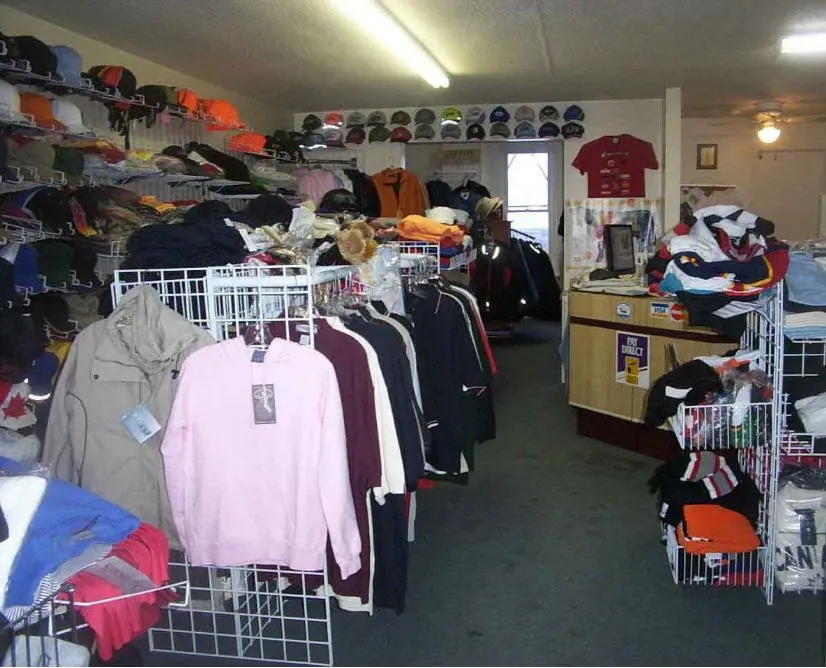 KIDS T-SHIRT SURPLUS GARMENTS MANUFACTURES MOQs 1002.5K stock