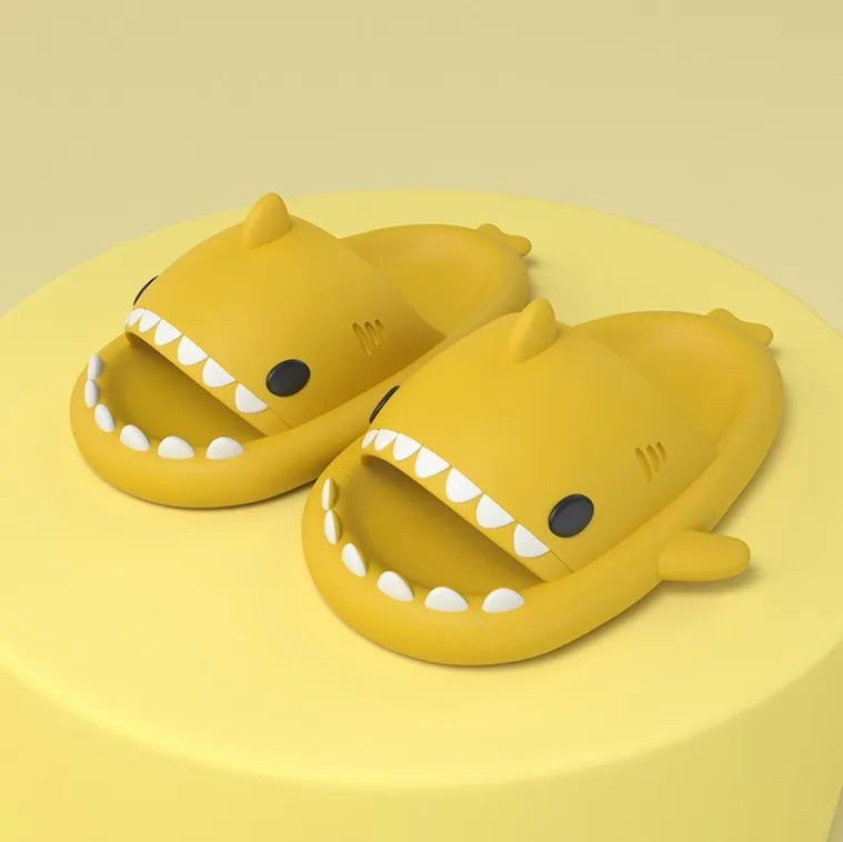 New 2022 Summer Water Shark Slippers Adult Couple Funny Indoor Slides Slippers pvc Cartoon Home Slippers