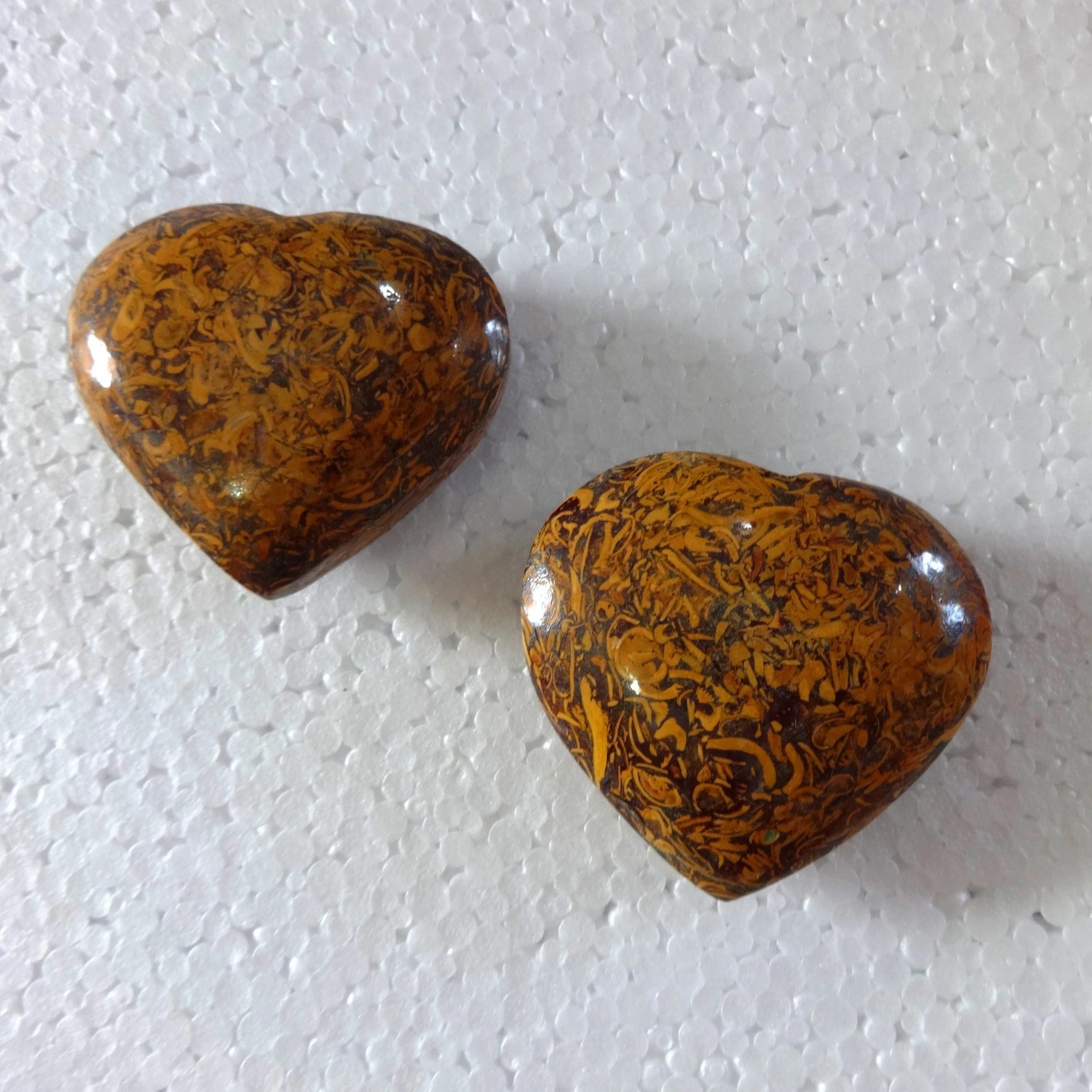 Calligraphy Puffy Heart Gemstone Puffy Heart Wholesaler Natural Stone Healing Puffy Heart for Sale