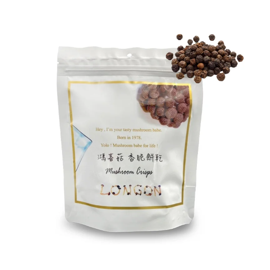 Low-fat pepper healthy shimeji mushroom snack food