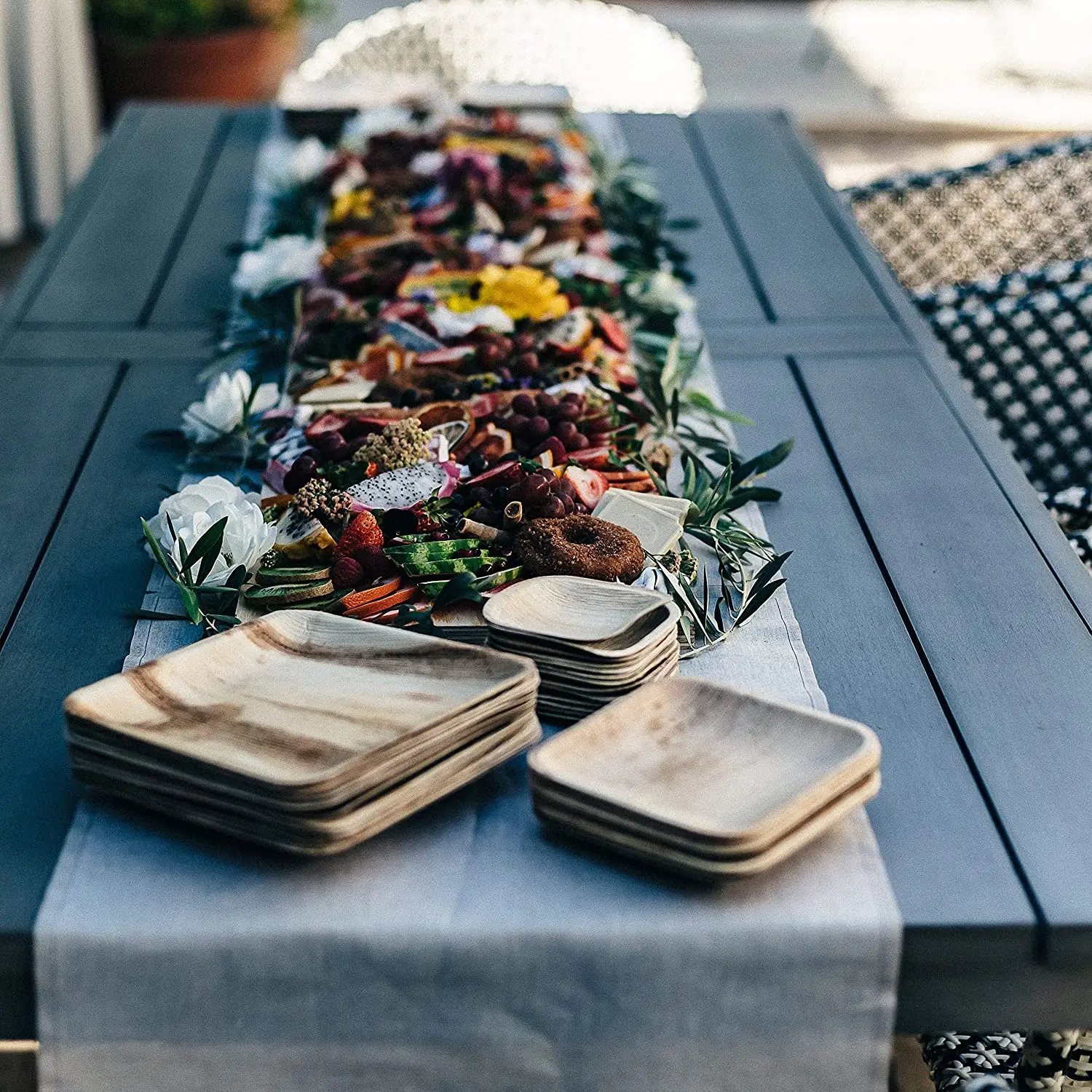 Vietnam Factory 10 Inch Palm Leaf Plates Round Square Sturdy and Eco Friendly Alternative to Disposable Palm Leaf Plates