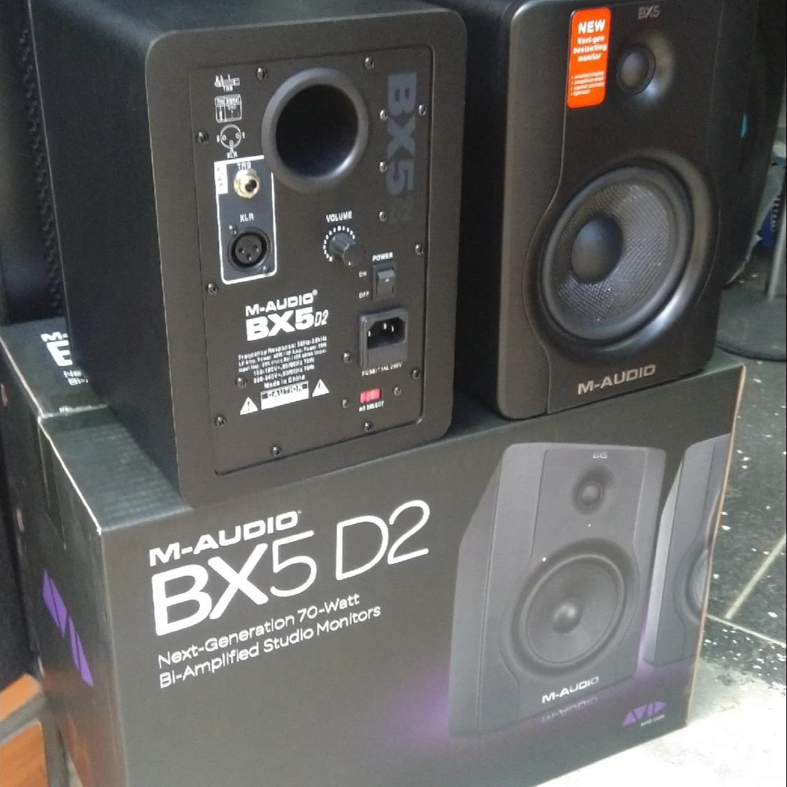 M Audio Bx5 Studio Monitor BUY 8 GET 2 FREE