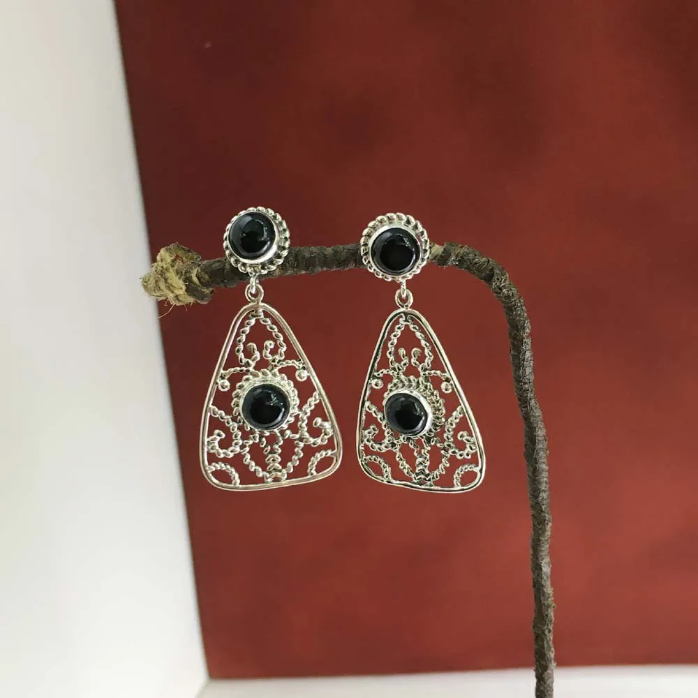 Creatively Designed Black Onyx Gemstone Earring Pure 925 Sterling Silver Handmade Wholesale Jewellery Excellent Quality Earrings