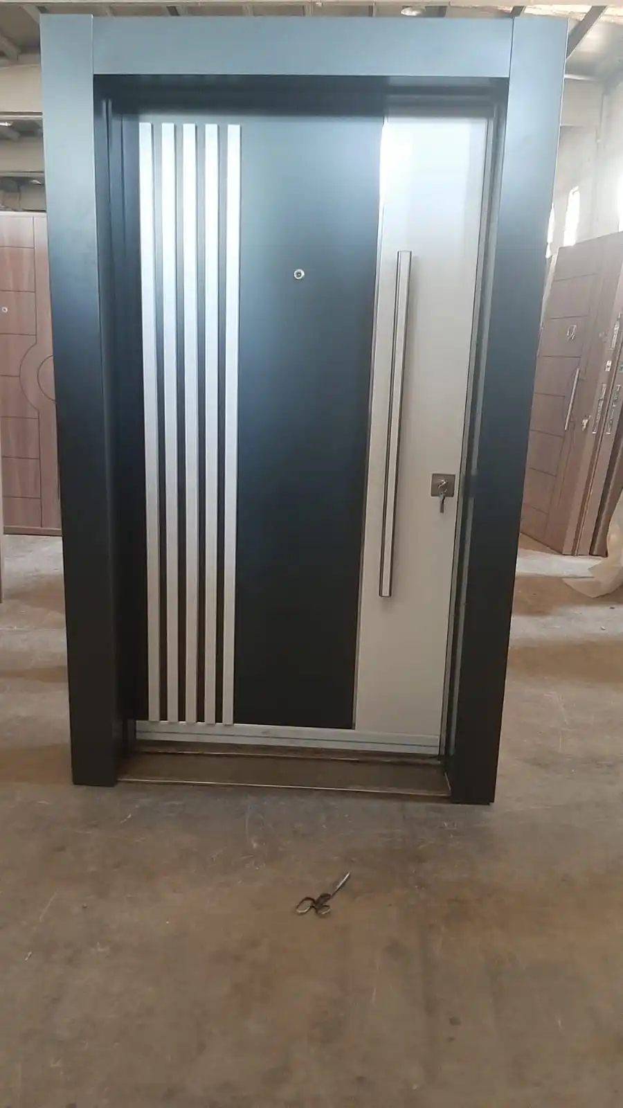 Steel Door Lead the industry  for villa  Exterior Steel Doors Stainless Steel Modern Door Hot Sale