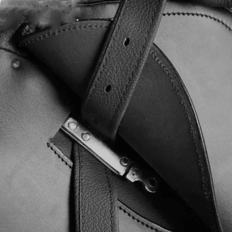 Hot Selling Good Quality Outdoor Horse Riding English Style Leather Made Horse Riding Saddle