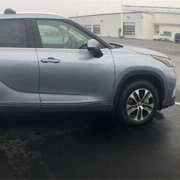 Новинка Подержанный автомобиль для взрослых по привлекательной цене недорогой гибридный 2022 Toyota Highlander используемый продажи автомобильные товары