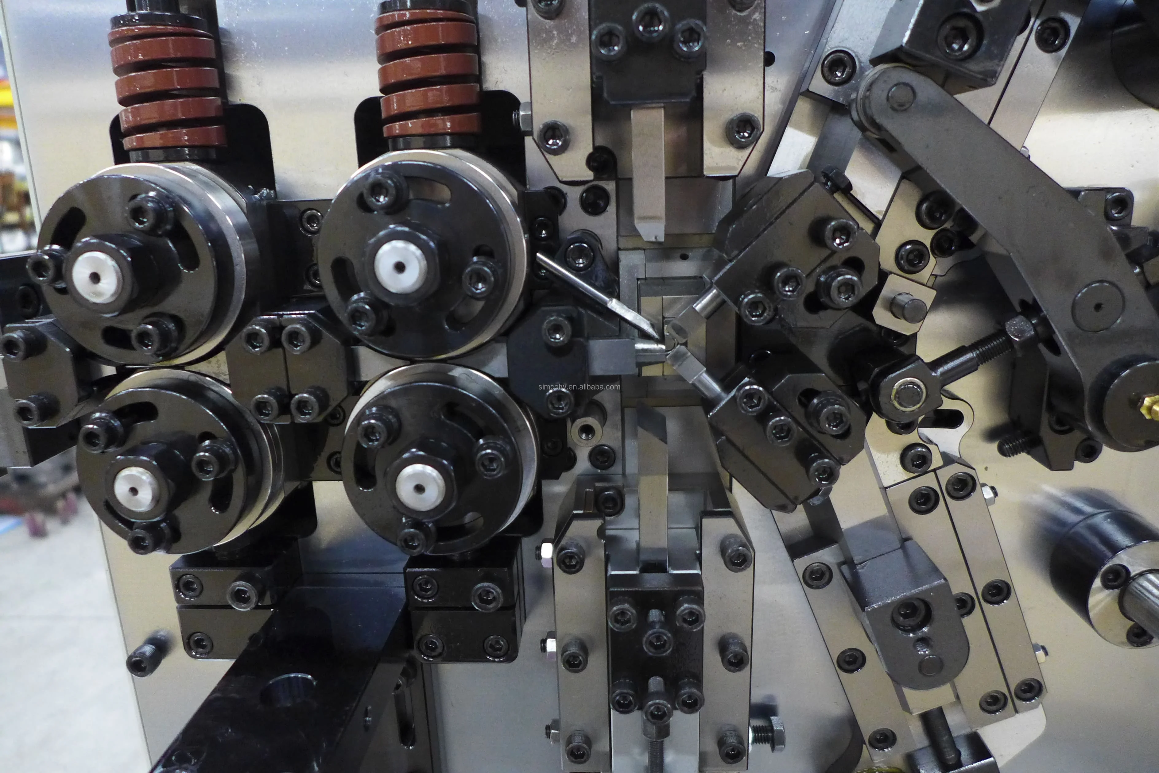 Taiwan 5 Axis 1.8 mm cnc spring making machine