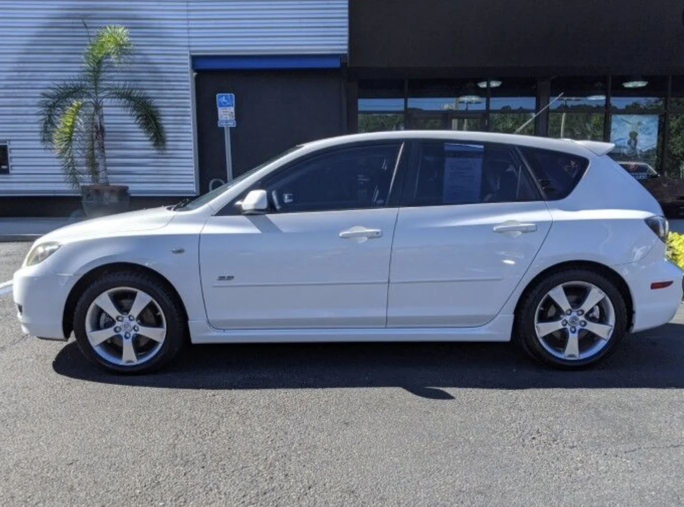 GREAT DEAL AND SELLING FAST 2009 Maz da Maz da3 s Sport FULLY AVAILABLE IN STOCK IN GOOD PRICE