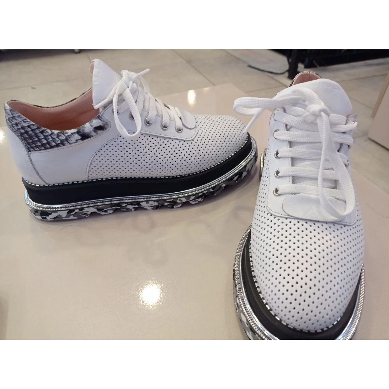 Turkey sneaker Special Designed Elegant Style Women Platform Sneaker Shoes Brown Suede By Turkish