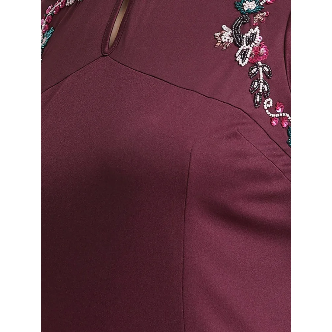 Latest Style Key Hole Neck Embellished Detail Sheath One Piece Dress Decorative Patterns Rich Material High Quality Fabric